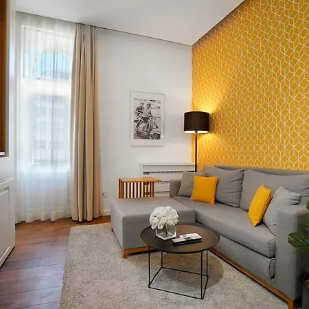 Dominic Smart & Luxury Terazije 4*