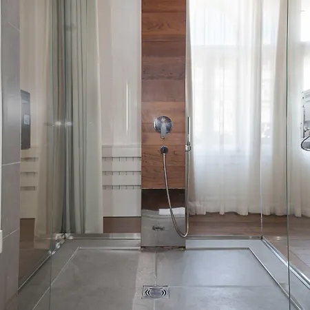 多米尼克精致豪华套房 - 特拉孜耶旅馆 4* 贝尔格莱德